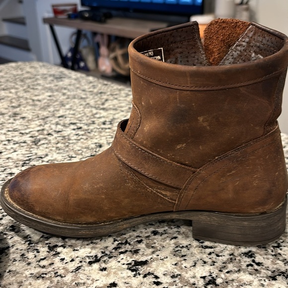 Harley-Davidson® Women's Allerton 5.25-In. Leather Motorcycle Boots D84263 - Picture 8 of 8